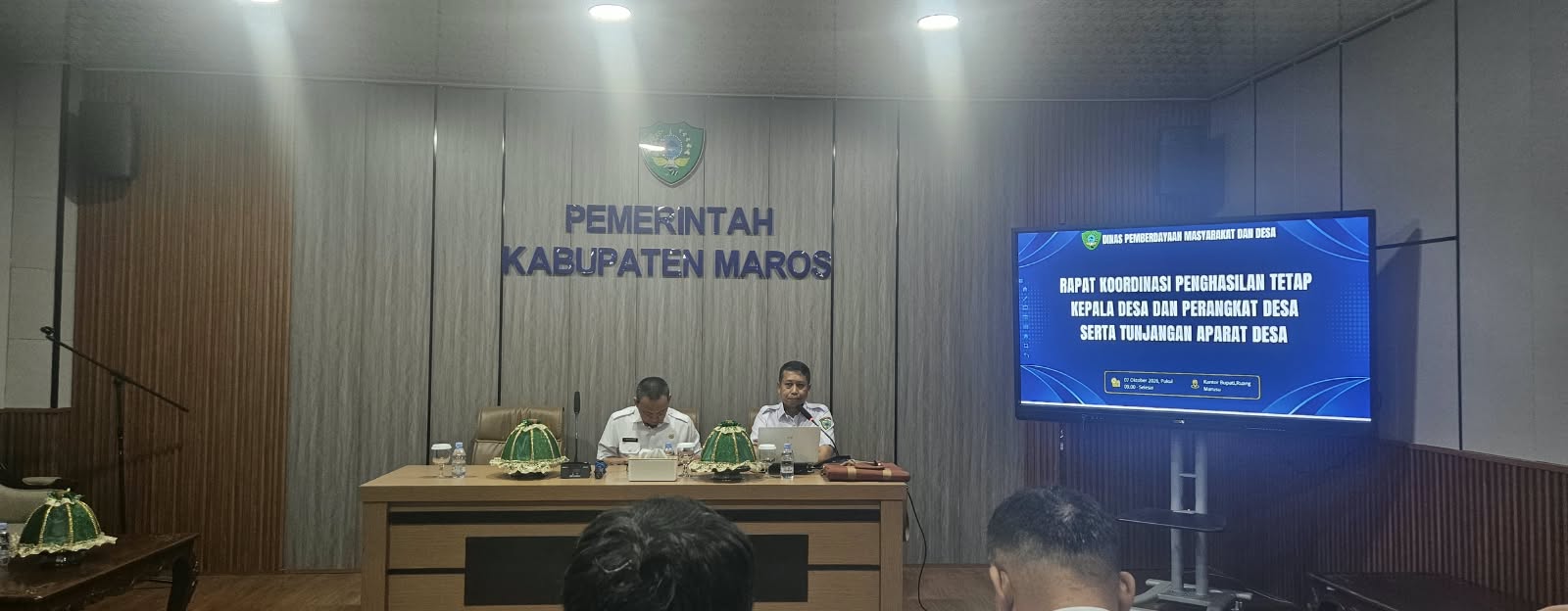 Kepala Desa Tellumpoccoe Hadiri Rapat Koordinasi Pengelolaan Keuangan dan Siltap TA 2026 di Kantor Bupati Maros