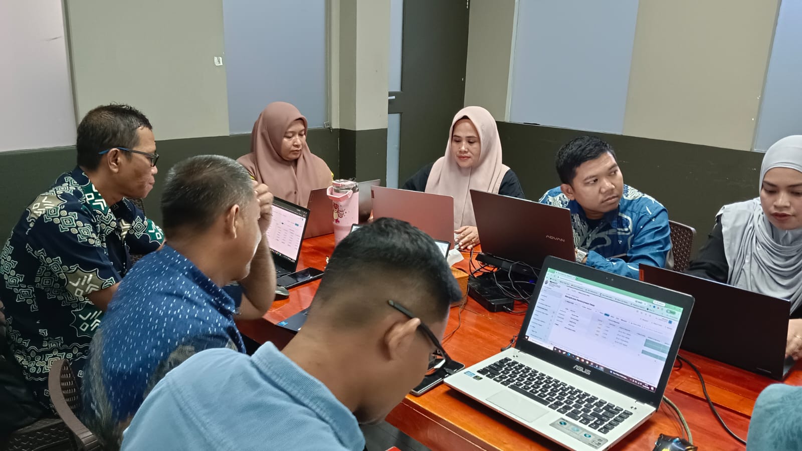 Percepat Pelaporan Monev Dana Desa 2026, Kaur Keuangan Desa Tellumpoccoe Ikuti IST/OJT Kluster 2 di Maros